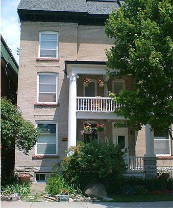 Australis Guest House Отава Екстериор снимка